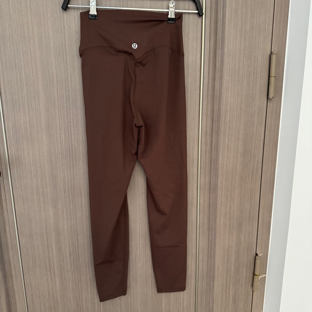 Lululemon Women's Brown Zip-Up Activewear - Picture 3 of 11